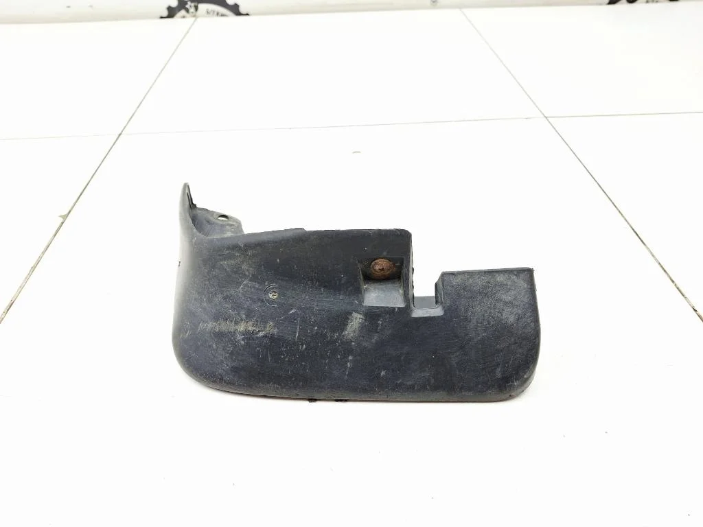 Брызговик передний левый Mitsubishi Lancer 10 2008 CY