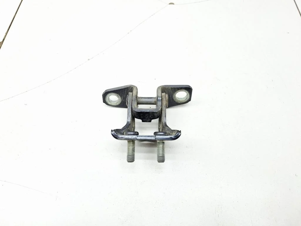 Петля двери задней левой верхняя Mitsubishi Lancer 10 2008 CY