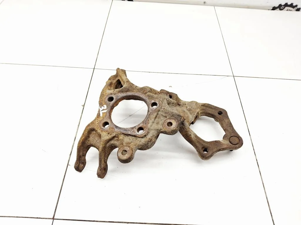 Кулак поворотный задний левый Mazda 6 2009 GH