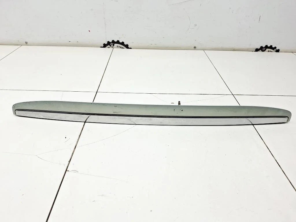 Накладка двери багажника Lexus RX350 XU30