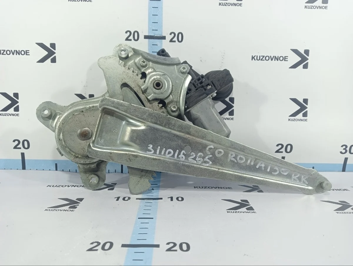 Стеклоподъемник Toyota Auris 2007 E150