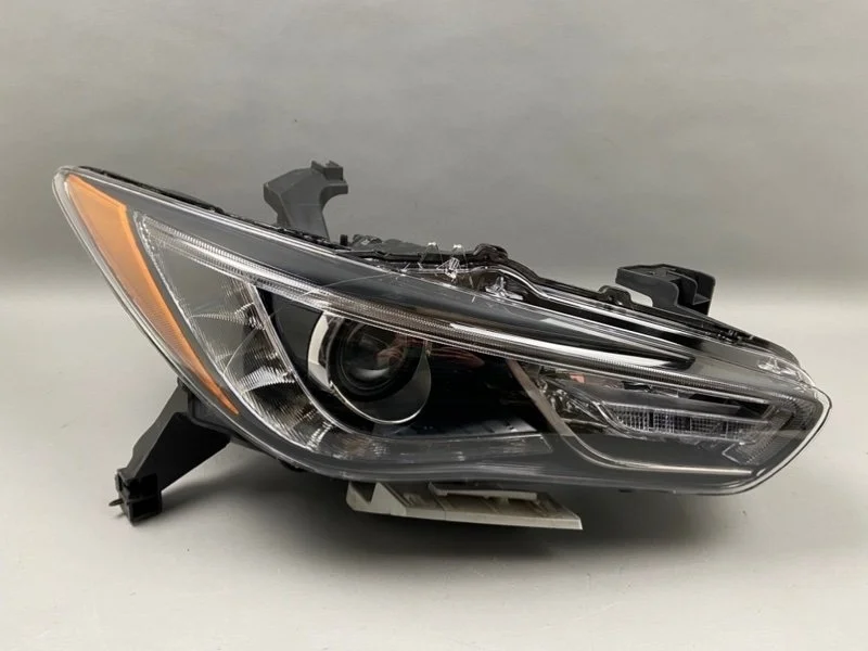 Фара Infiniti QX60 2016-2021 260109NG4B L50, правая