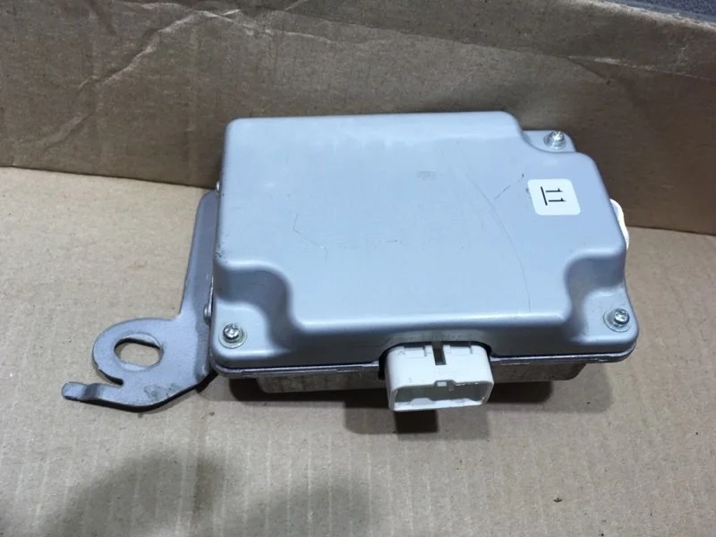 Инвертор TOYOTA Land Cruiser 2017 8621060151 URJ202 1VD-FTV 4.5