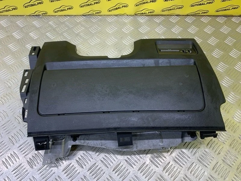 Подушка безопасности коленная Land Rover Range Rover Evoque I (2011-2018) 2011 LR026034 2.2 D 224DT