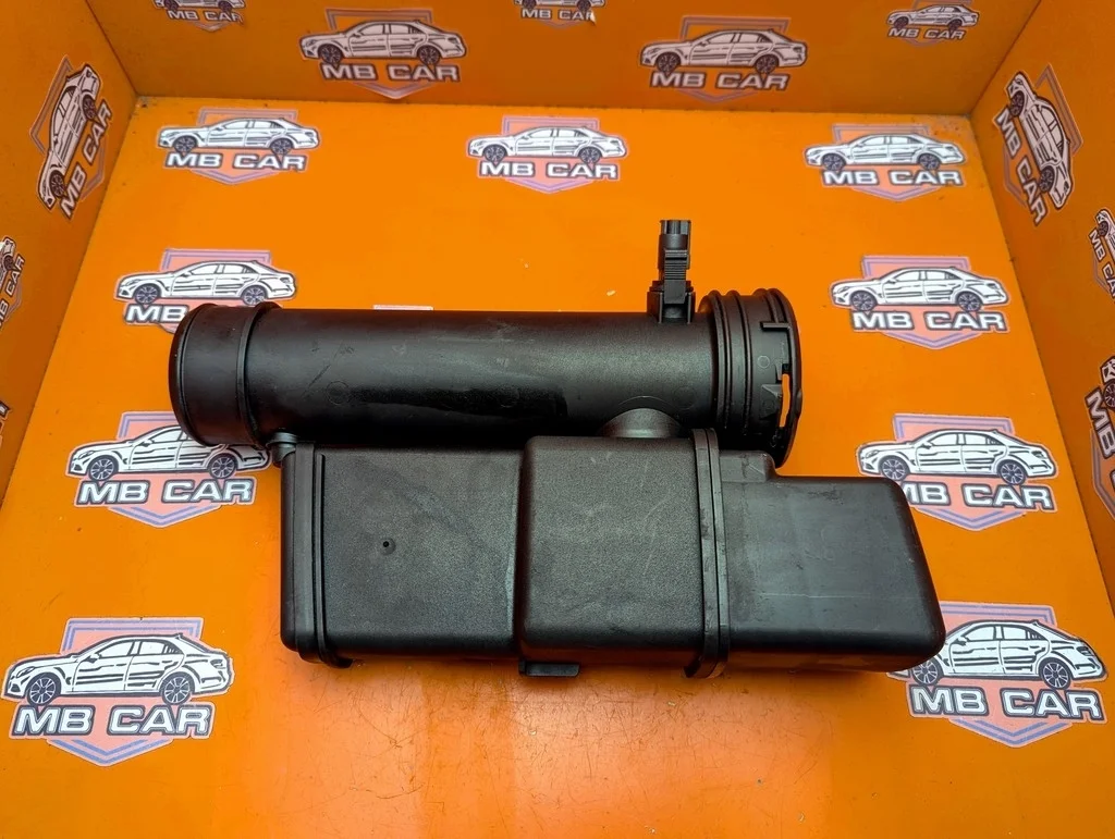 Патрубок интеркулера Mercedes-Benz