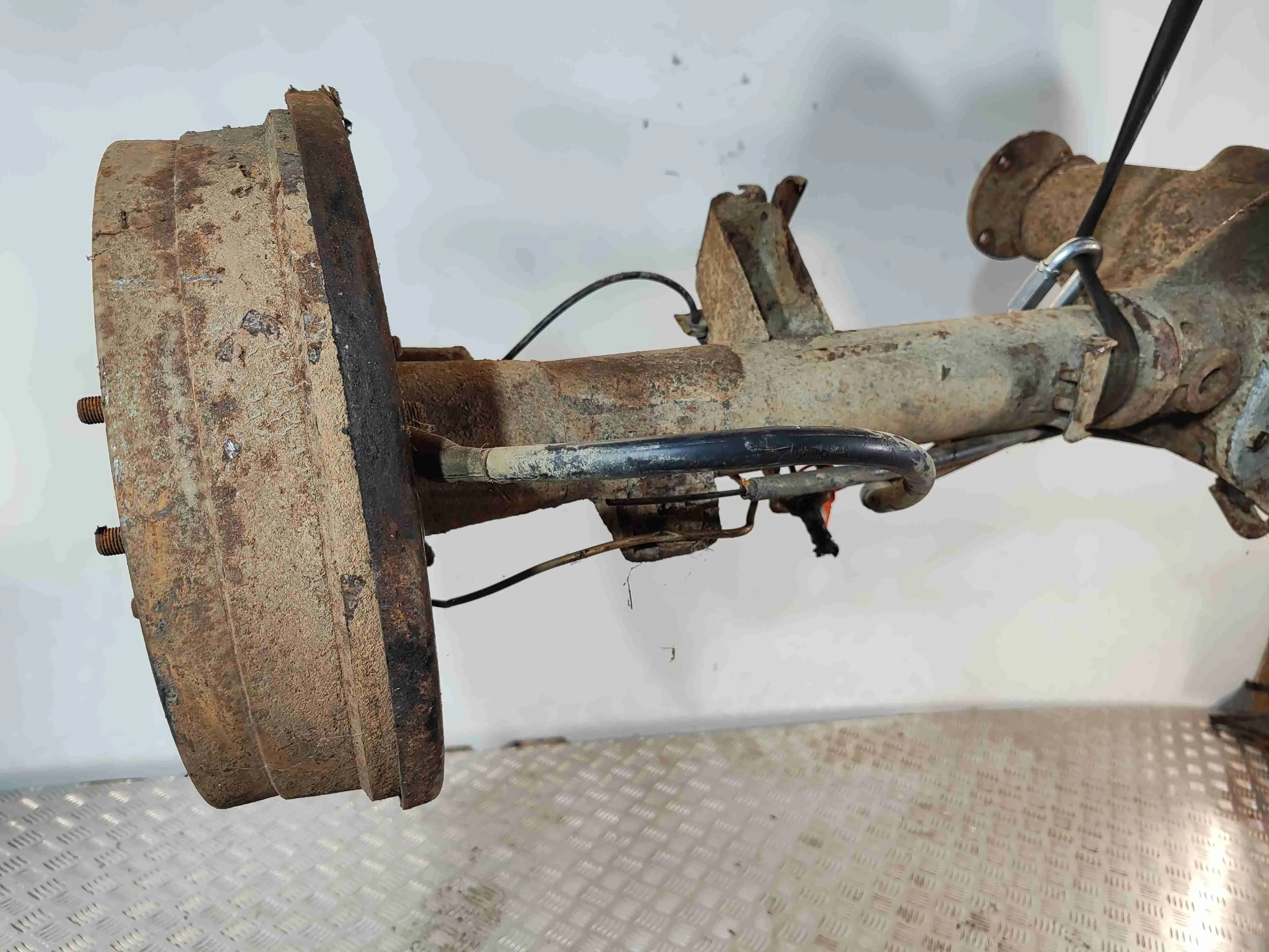 Мост задний Nissan Navara D40 (2005-2010) дизель 2.5 DCI Механика