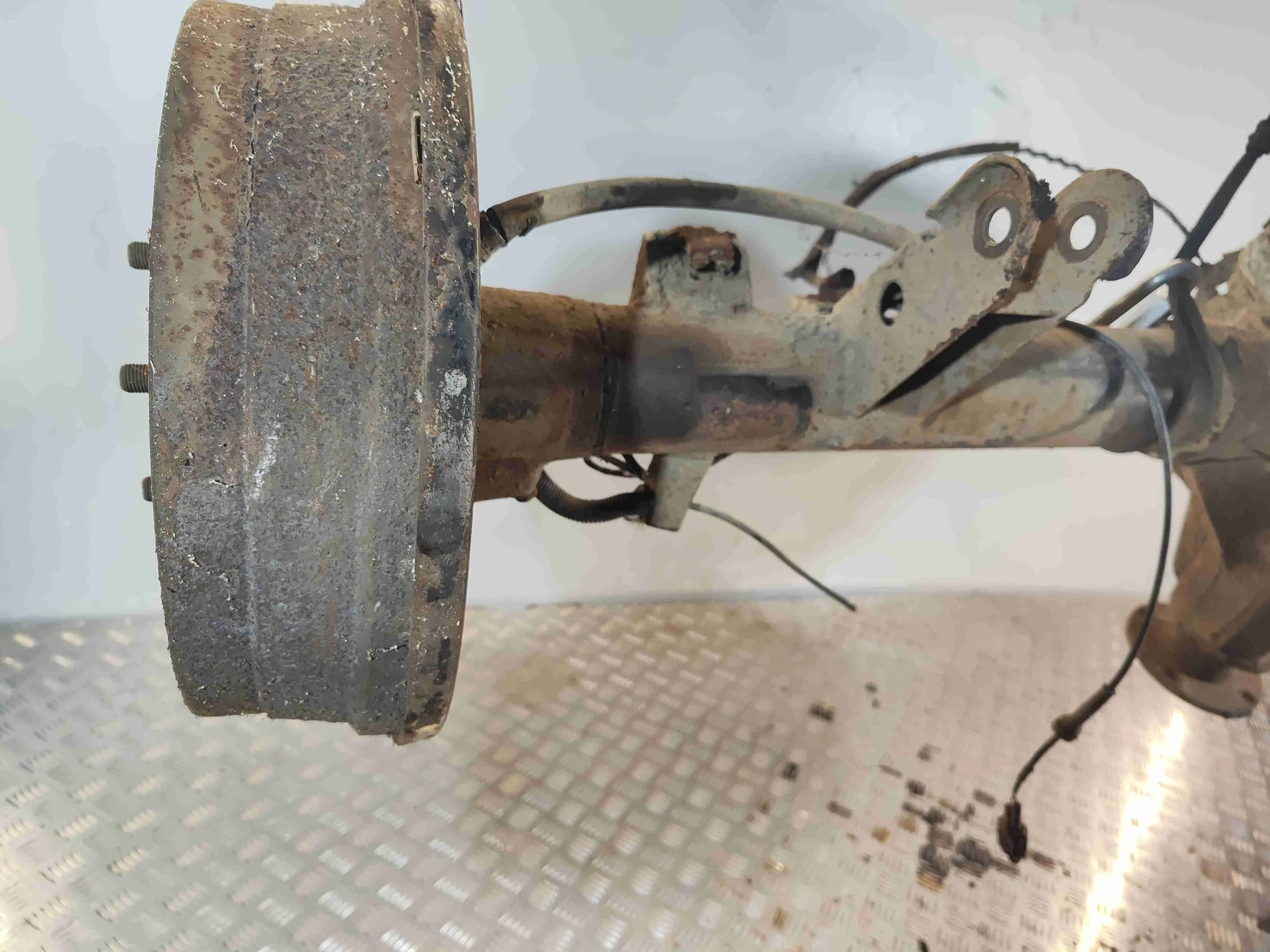 Мост задний Nissan Navara D40 (2005-2010) дизель 2.5 DCI Механика