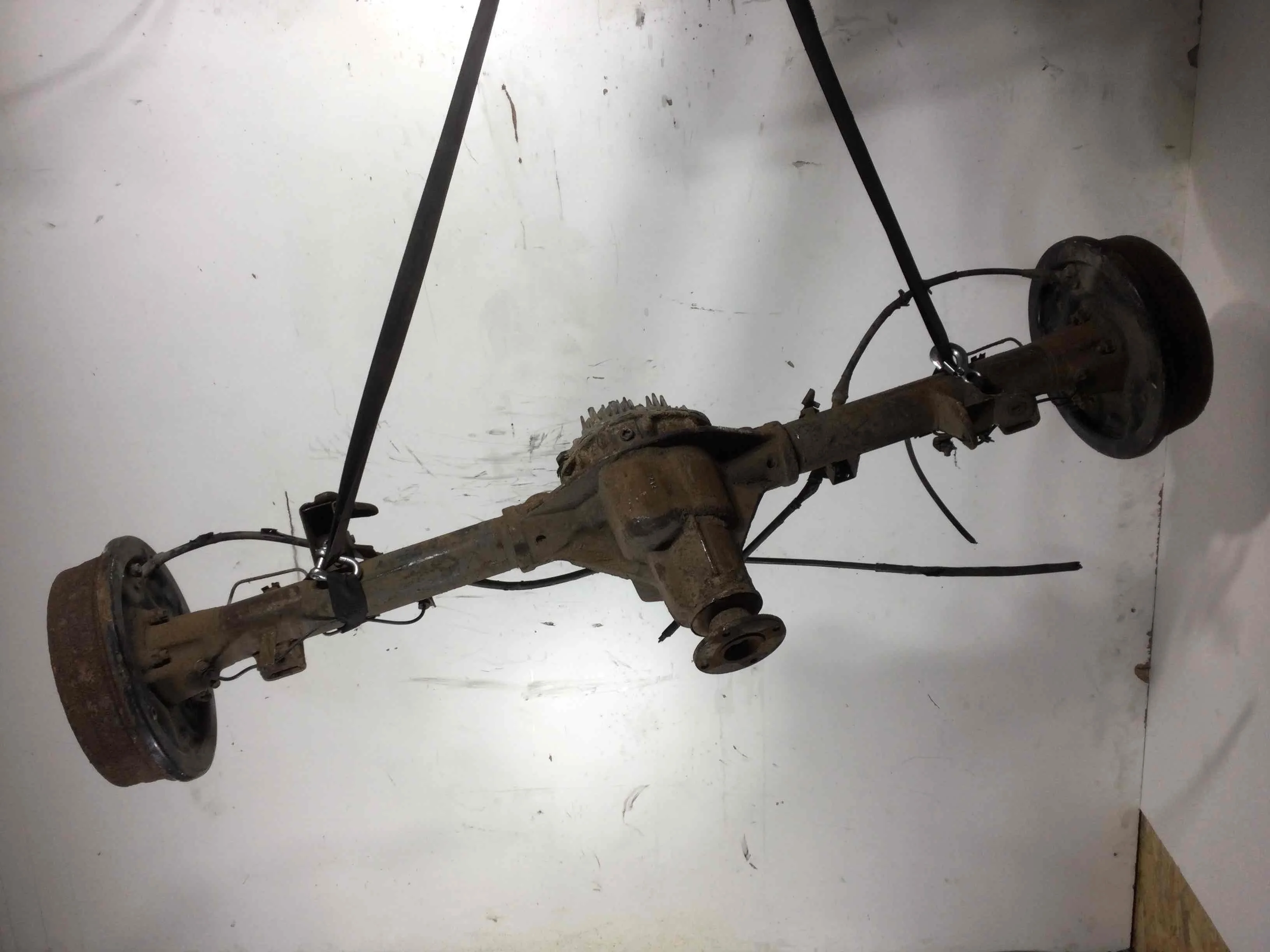 Мост задний Nissan Navara D40 (2005-2010) дизель 2.5 DCI Механика