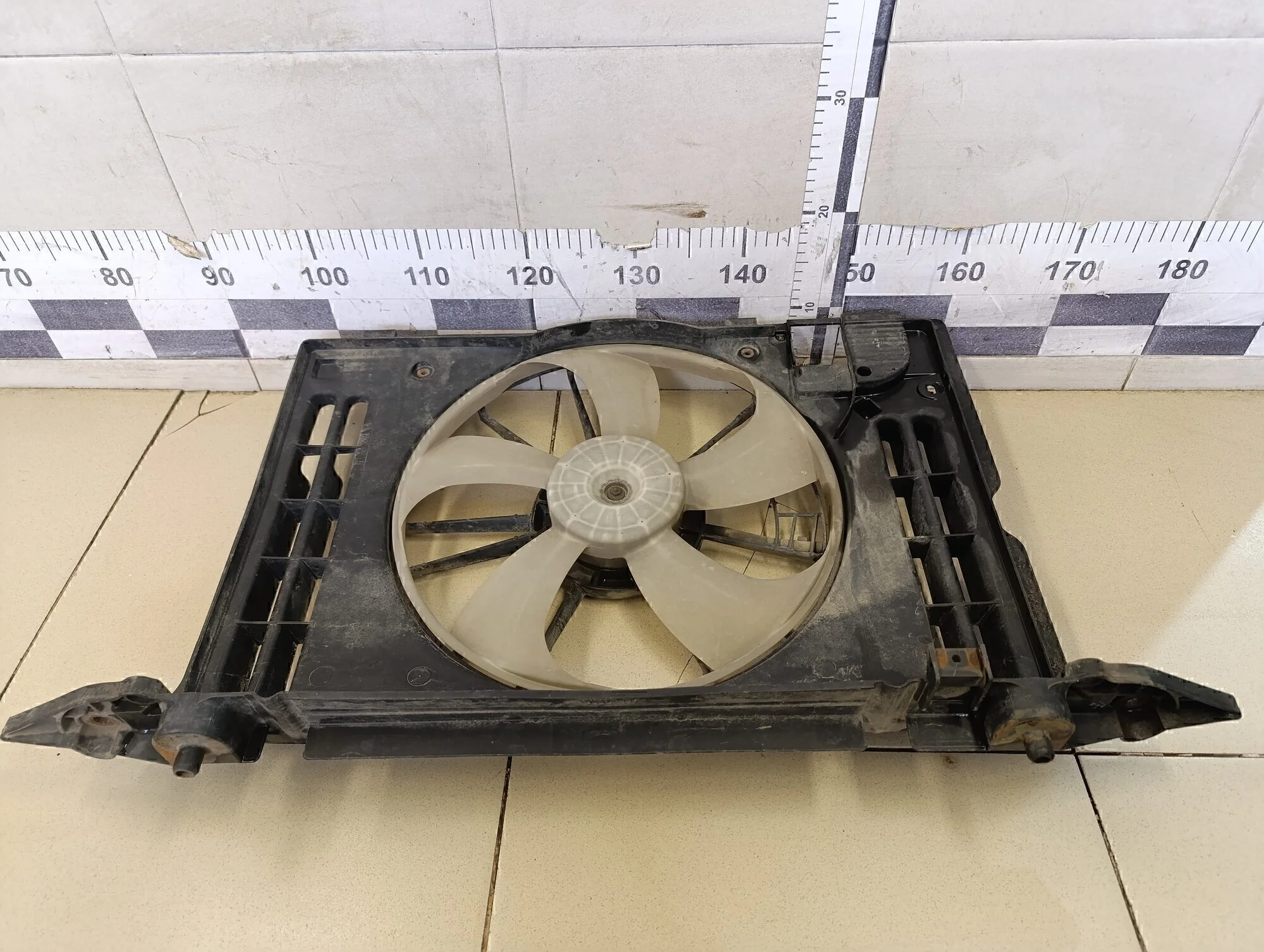 Диффузор вентилятора Corolla E15 2006-2013