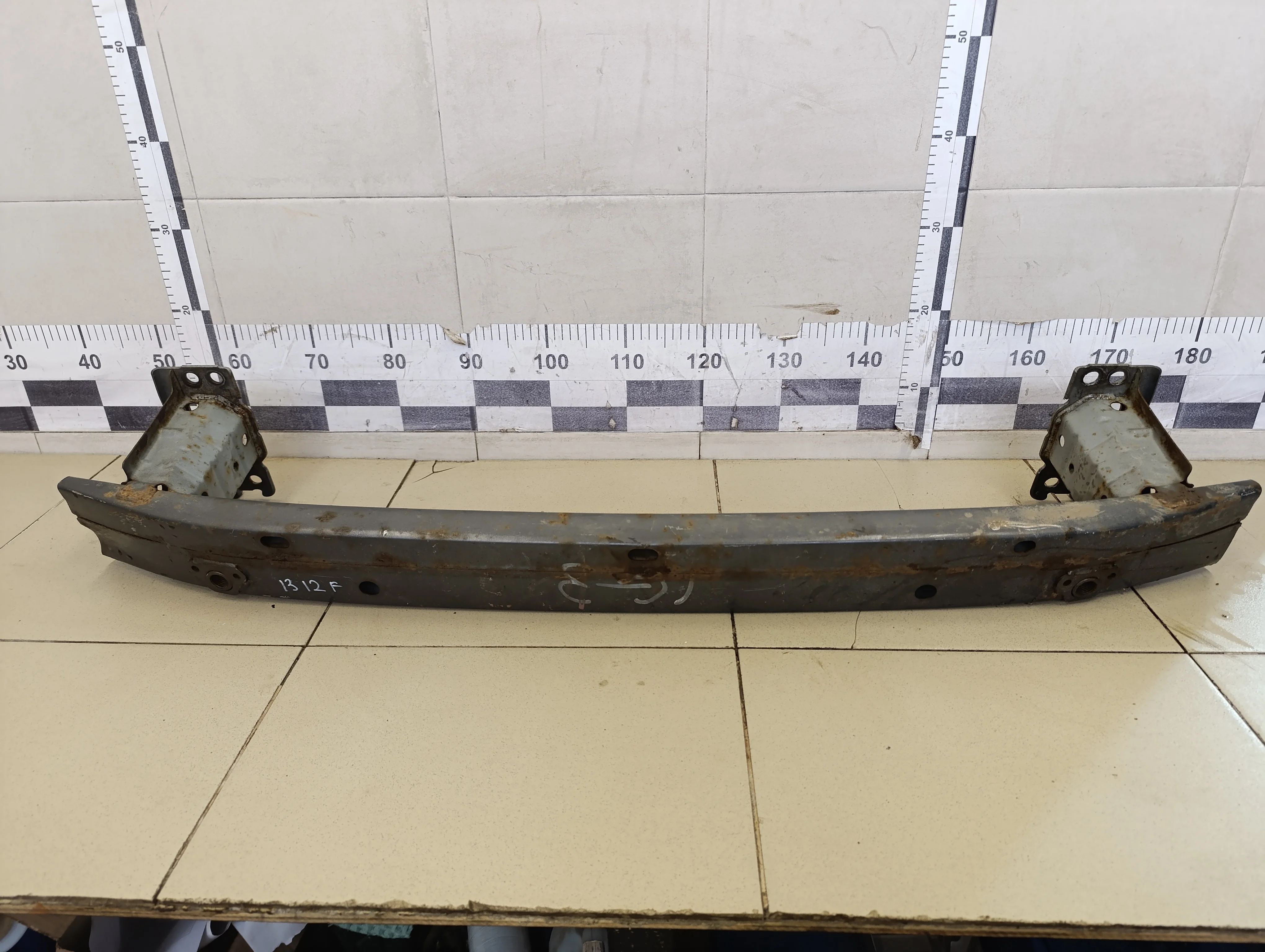 Усилитель переднего бампера Corolla E15 2006-2013