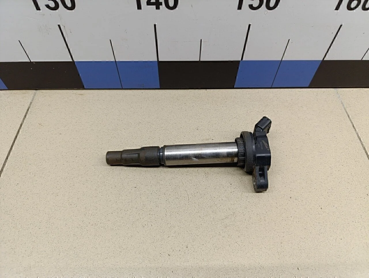 Катушка зажигания Corolla E15 2006-2013