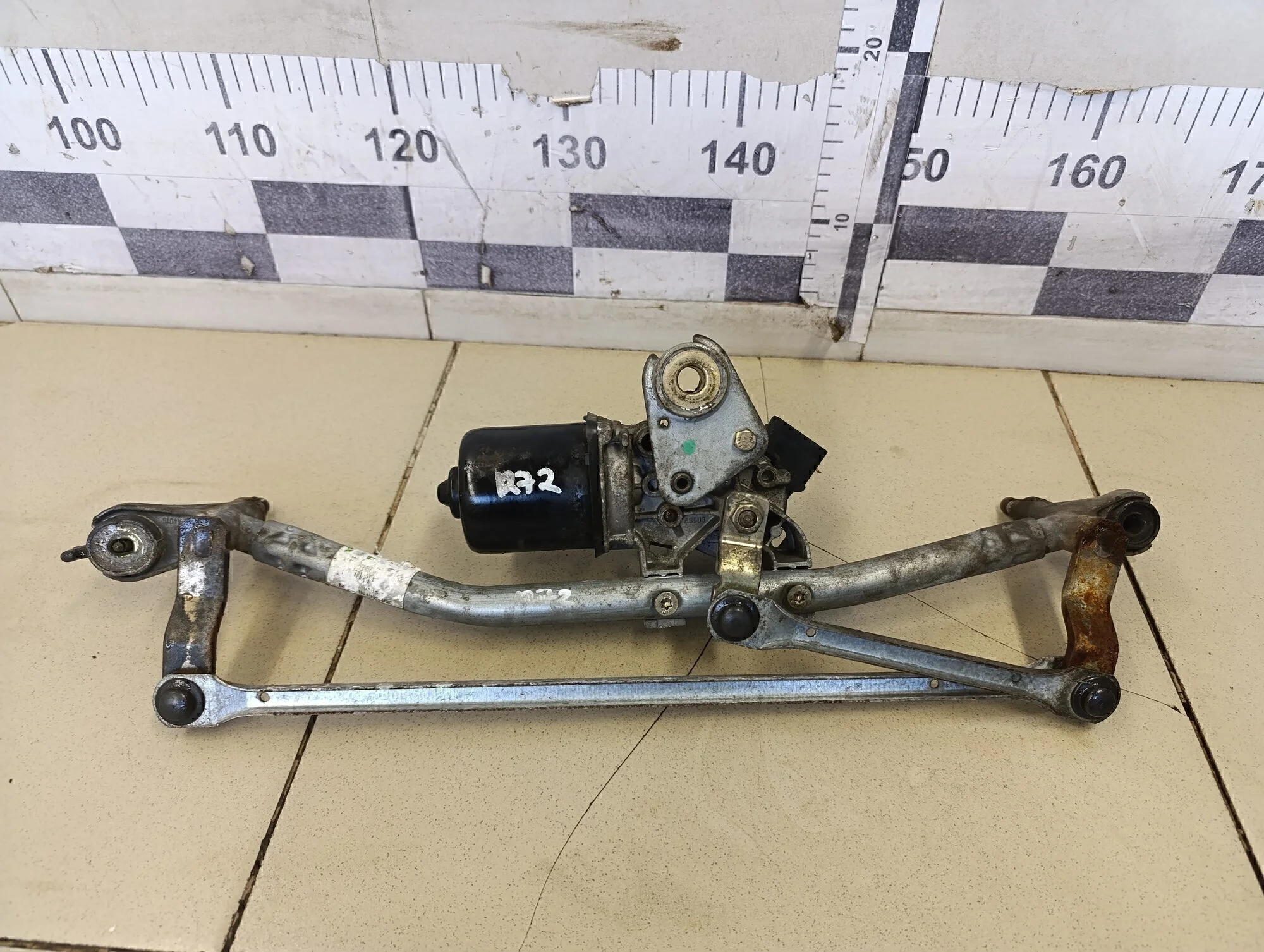 Трапеция стеклоочистителей C2 2003-2008