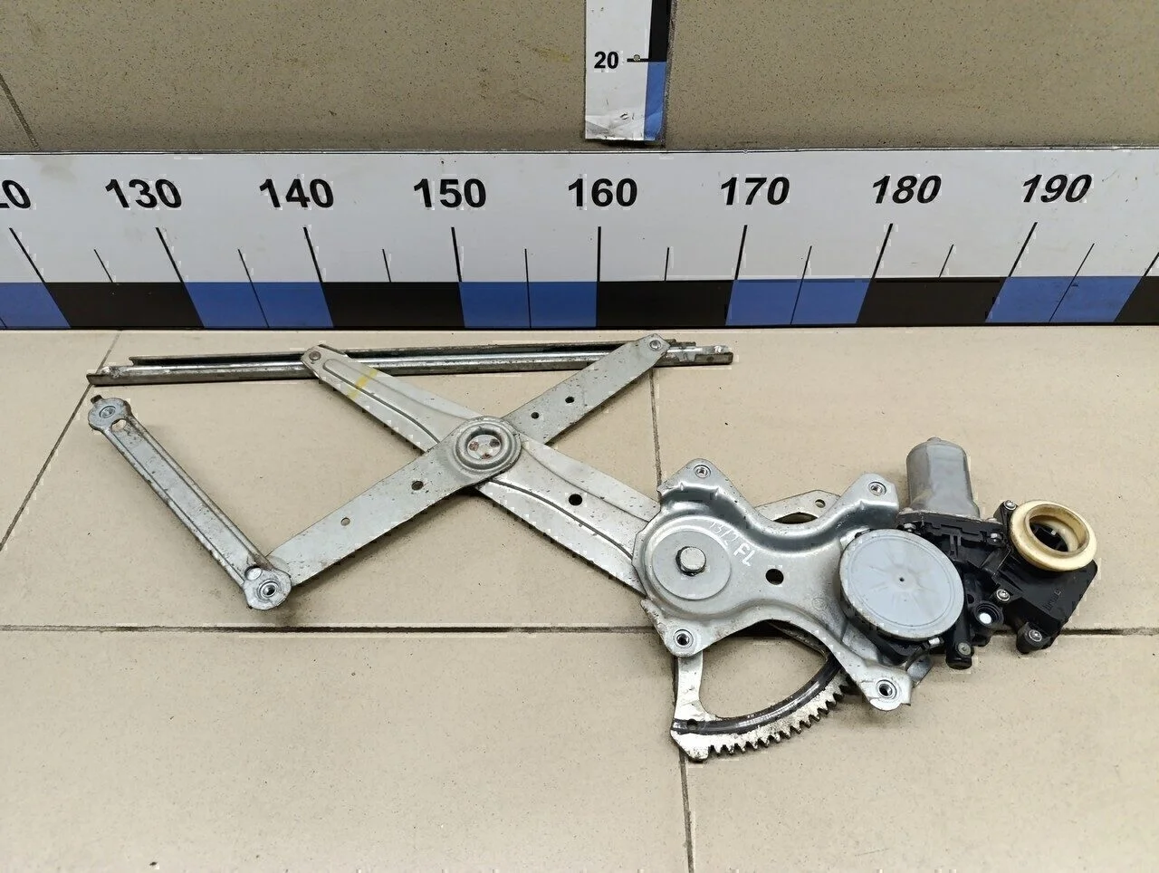 Стеклоподъемник электр. передний левый Corolla E15 2006-2013