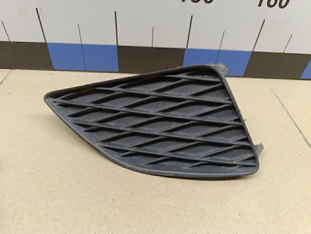 Решетка в бампер правая Corolla E15 2006-2013