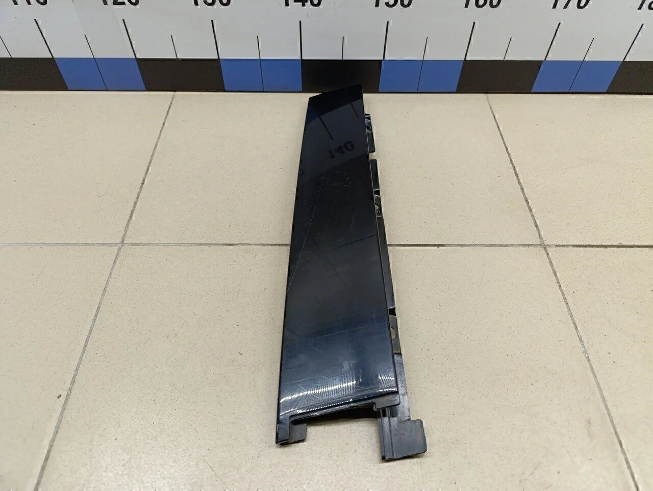 Накладка двери задней левой Focus III 2011>