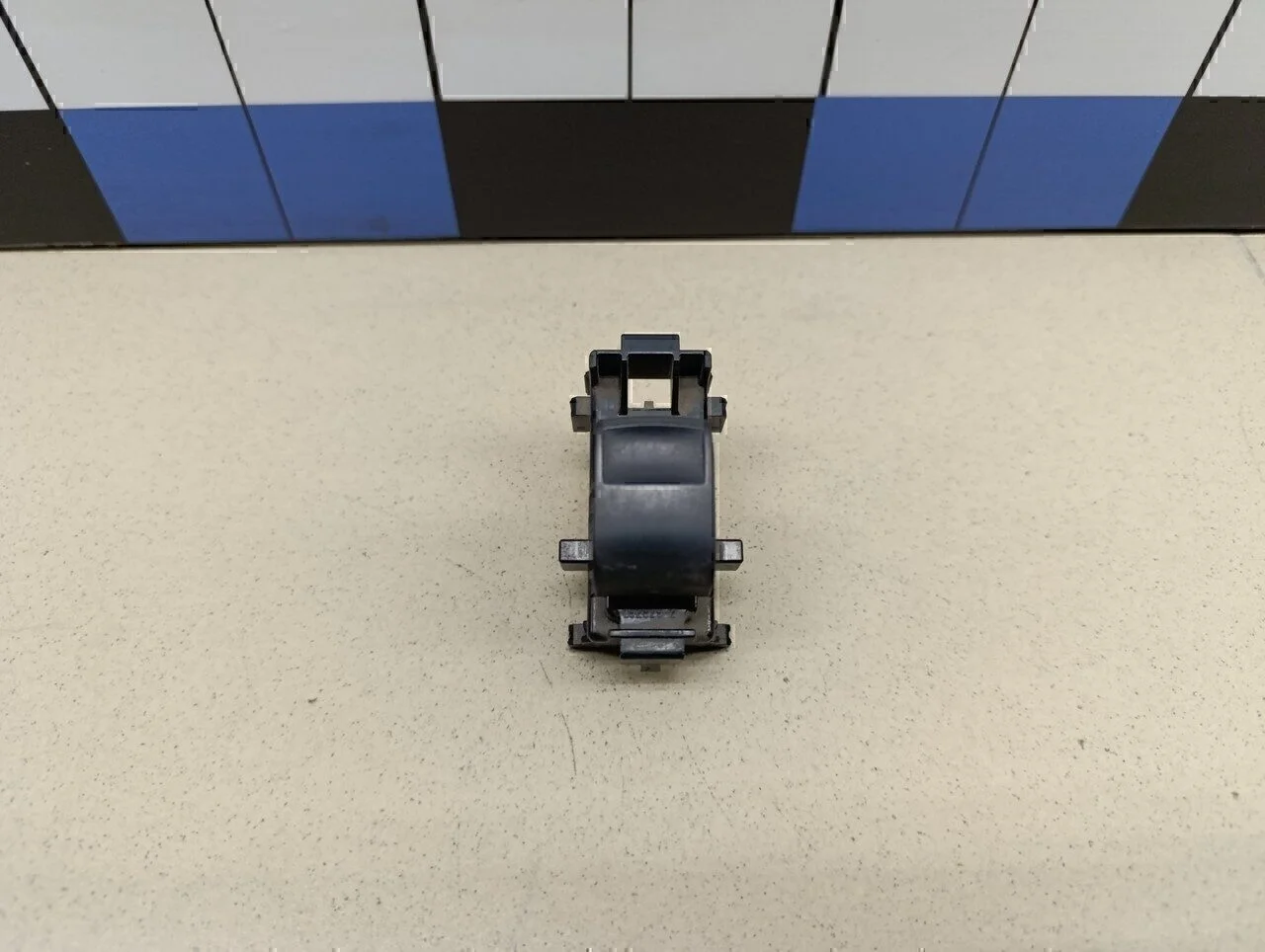 Кнопка стеклоподъемника Camry XV40 2006-2011