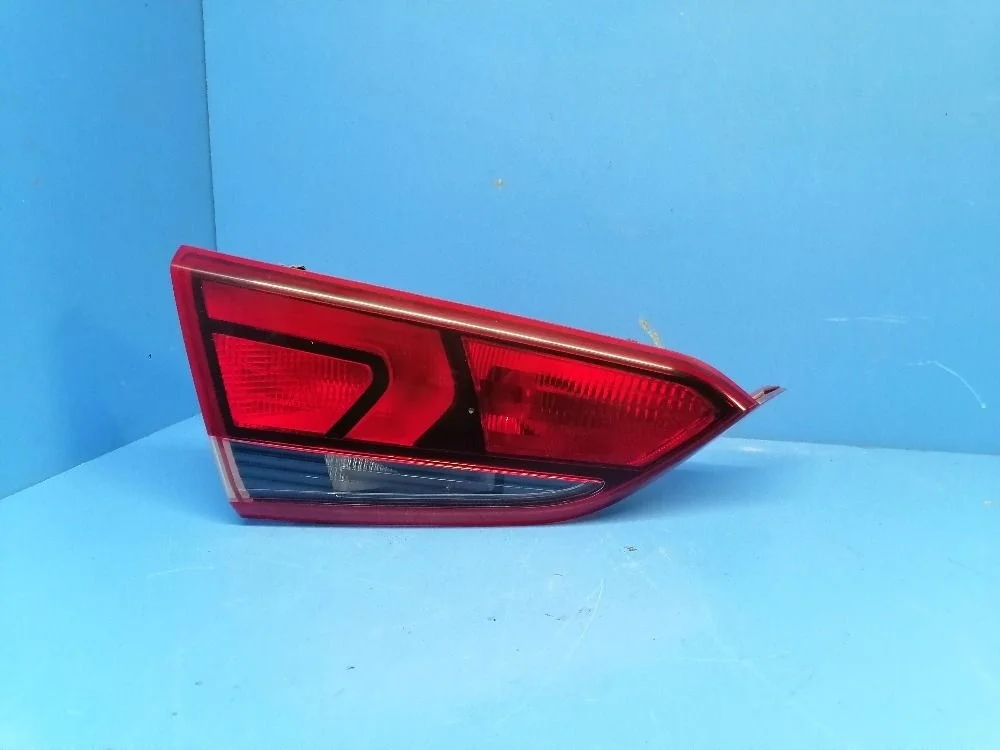 Фонарь зад лев (в крышку багаж.) Hyundai Solaris II рестайлинг (2020—2025) 92403H5000