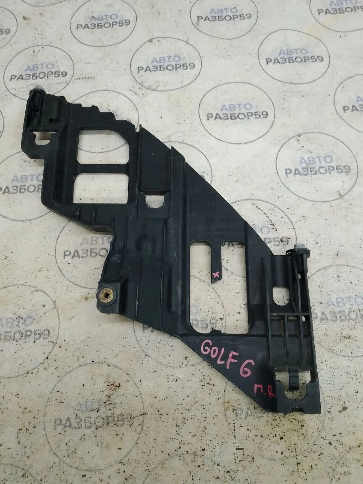 Кронштейн крепления фары Volkswagen Golf Mk6 (2008—2012)