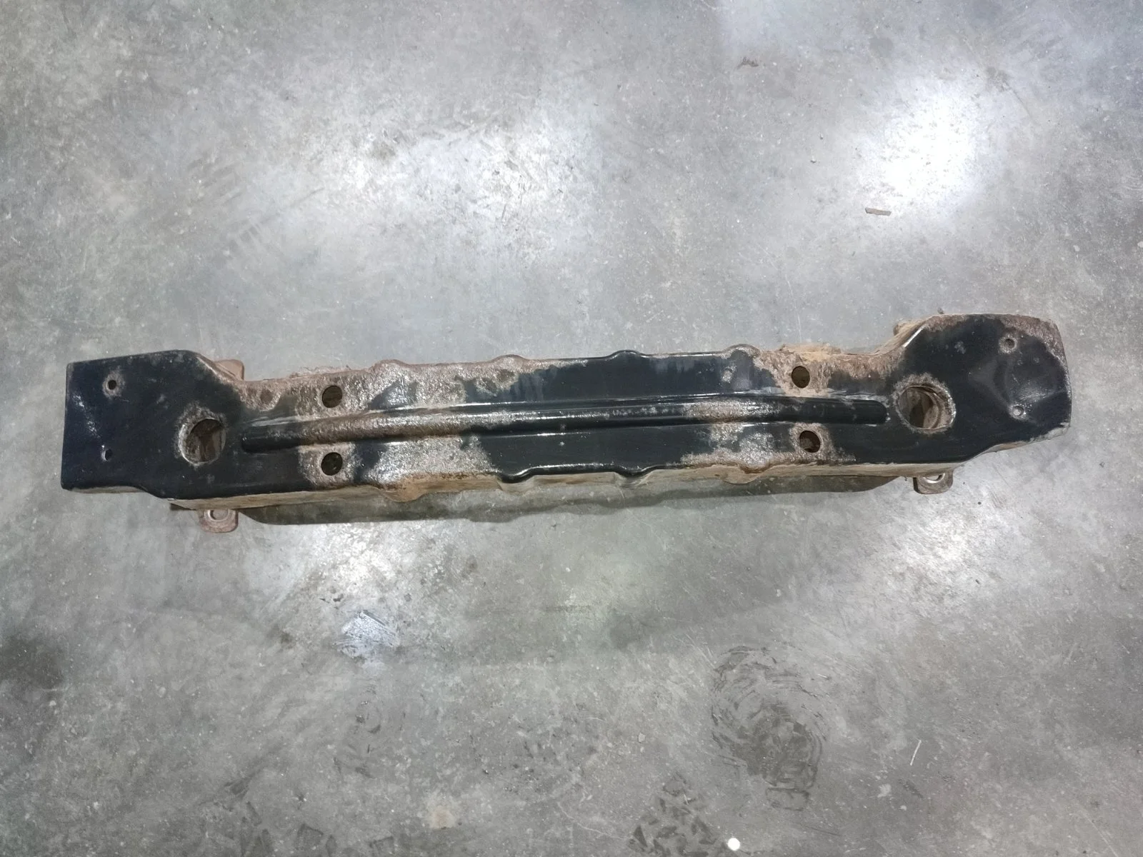 Усилитель бампера SsangYong Actyon 2008 C100