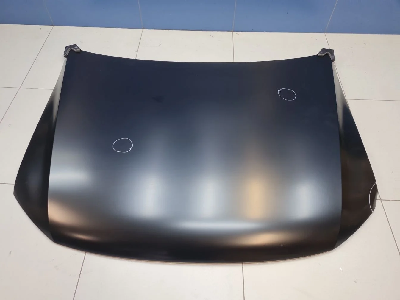 Капот для Volkswagen Amarok 2010-