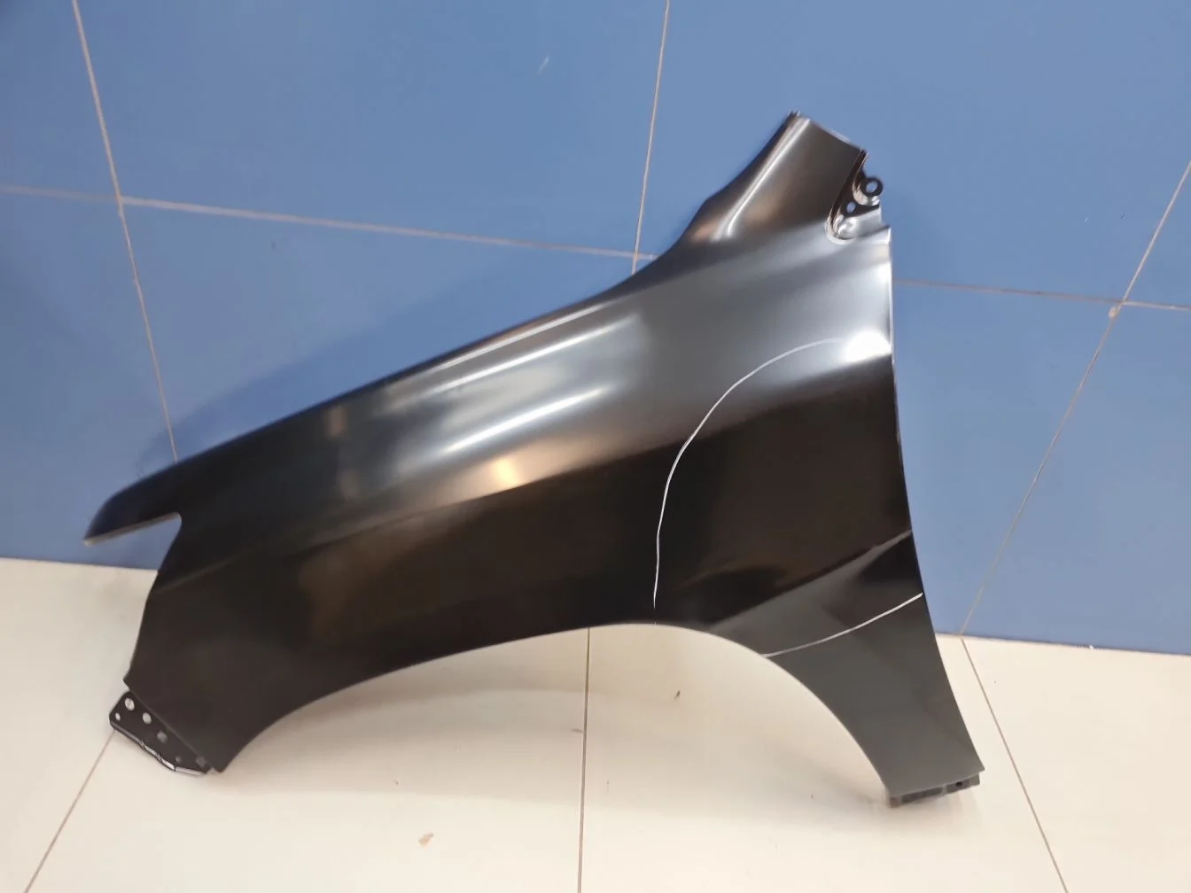 Крыло переднее левое для Toyota Land Cruiser 200 2008-