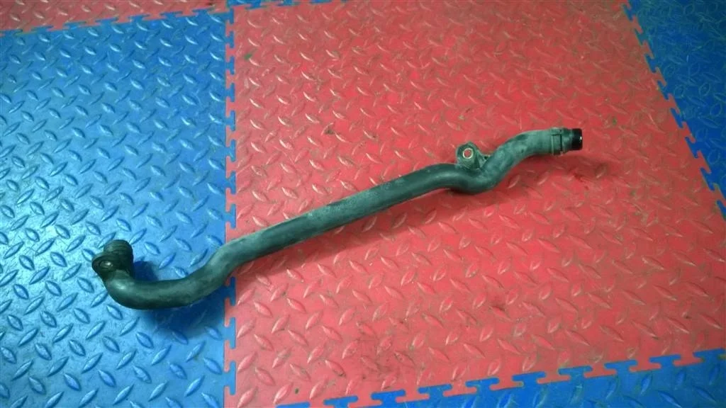 патрубок отопителя BMW X5 E53  M54B30 231 лс 3.0i