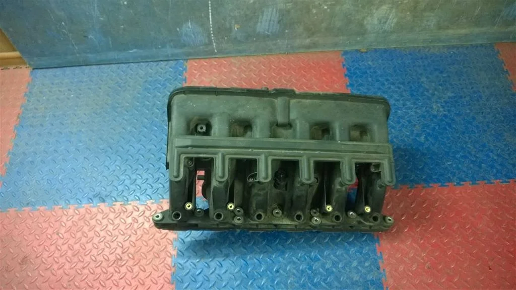 коллектор впускной BMW X5 E53  M54B30 231 лс 3.0i