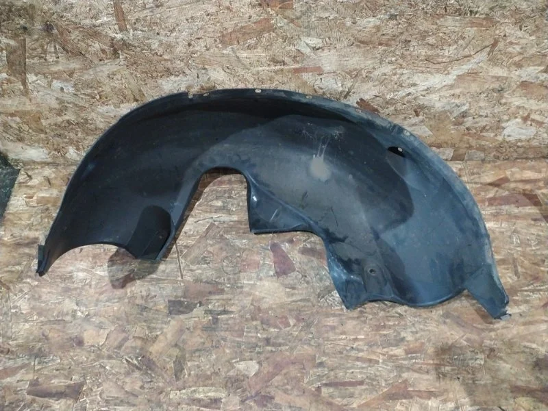 Подкрылок BMW X3 2008 E83