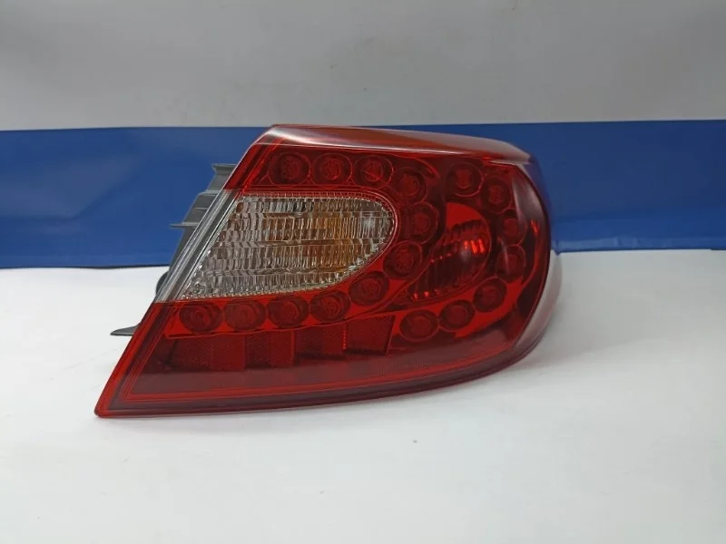 Фонарь Nissan Fuga 2012 265501ME0A HY51, задний правый