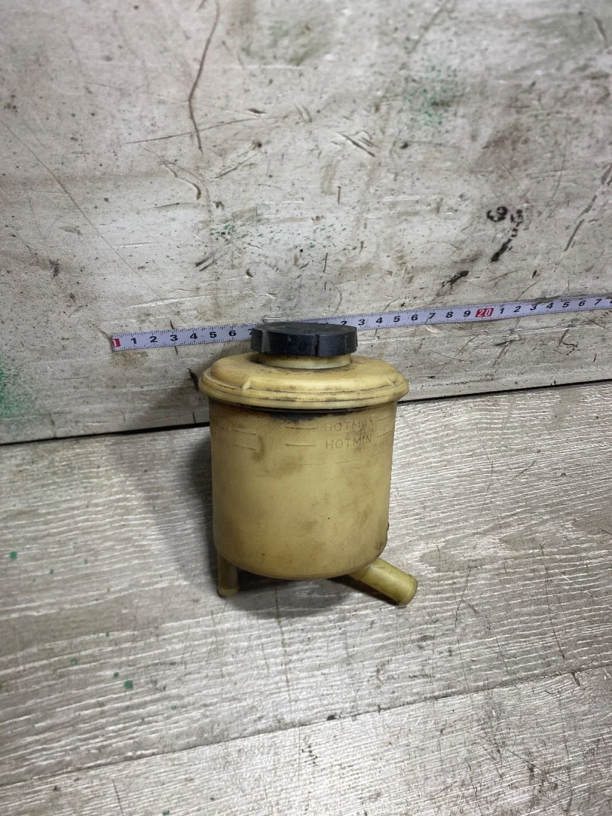 Бачок гидроусилителя Nissan Primera P11 (1995—2000)