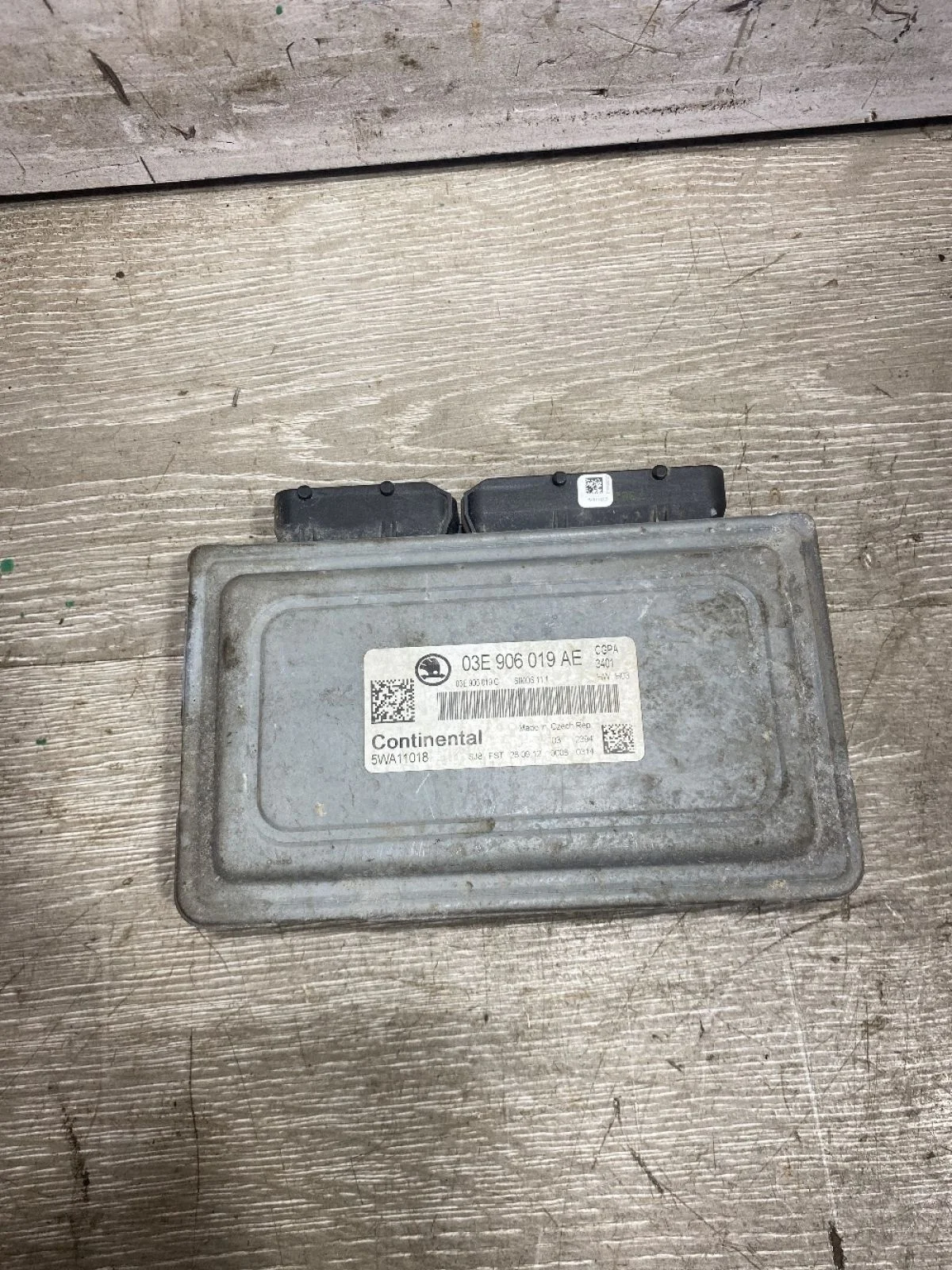 Блок управления двигателем Skoda Fabia II рестайлинг (2010—2014)