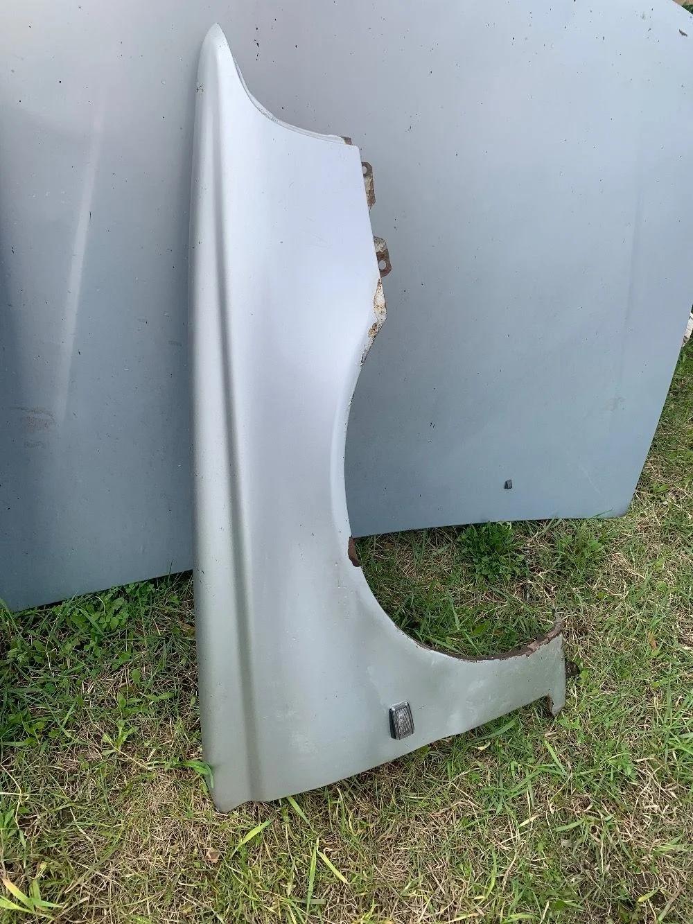 Крыло переднее правое Volvo S40 I рестайлинг (1999—2004)