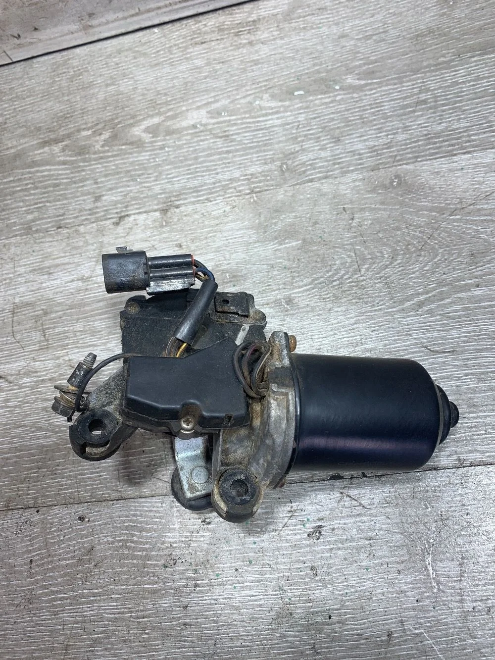 Моторчик стеклоочистителя передний Chevrolet Lanos I (2002—2009)