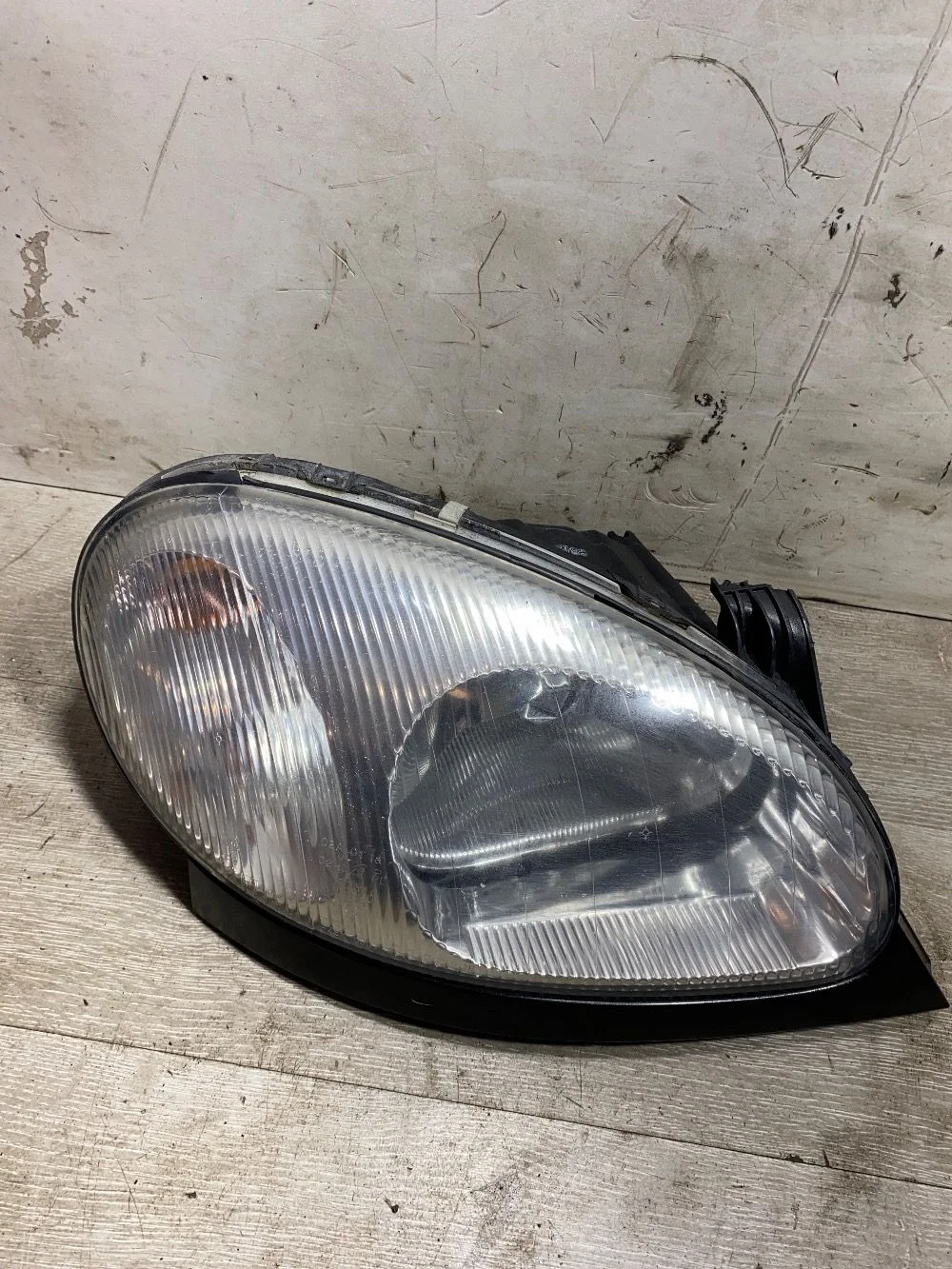 Фара правая ЗАЗ Chance I (2009—2014)