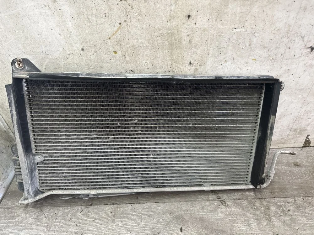 Радиатор кондиционера Vortex Corda I (2010—2012)