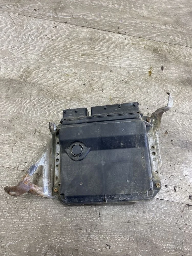 Блок управления двигателем Toyota Auris E150 (2006—2010)