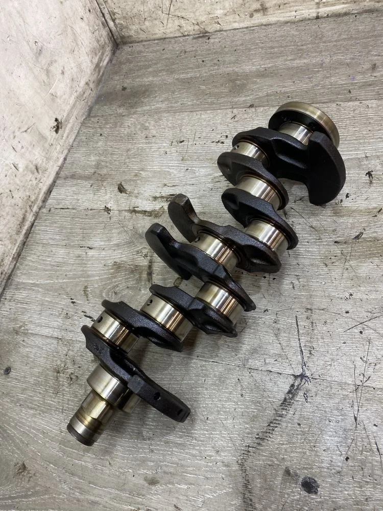 Коленвал Skoda Fabia III (2014—2018)