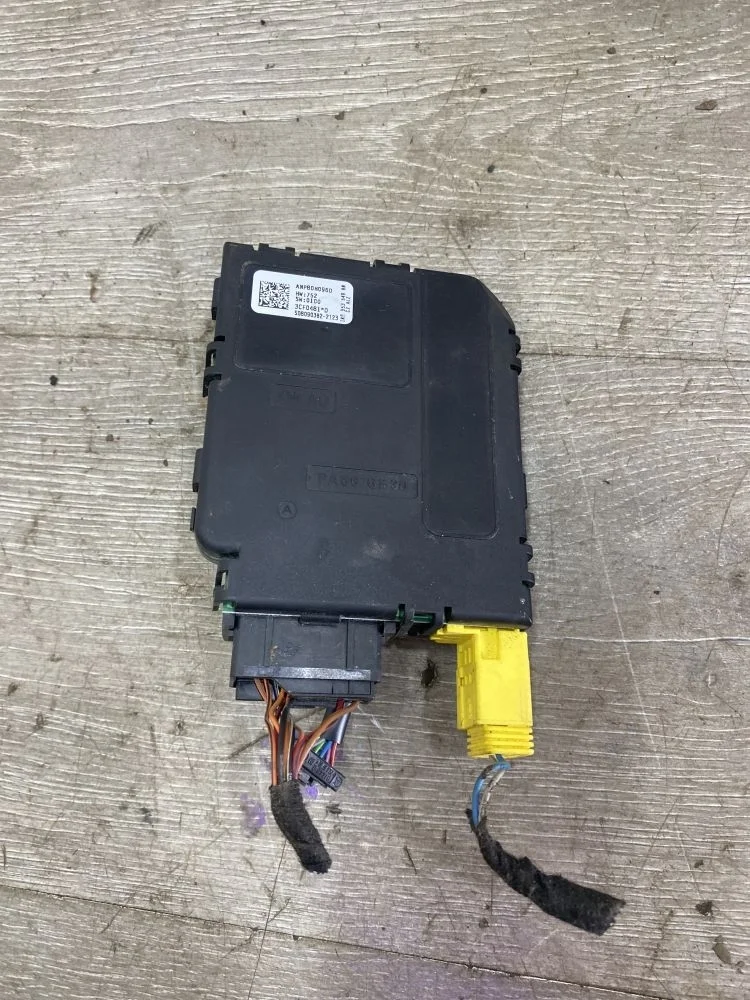 Блок электронный SEAT Toledo III (2004—2009)