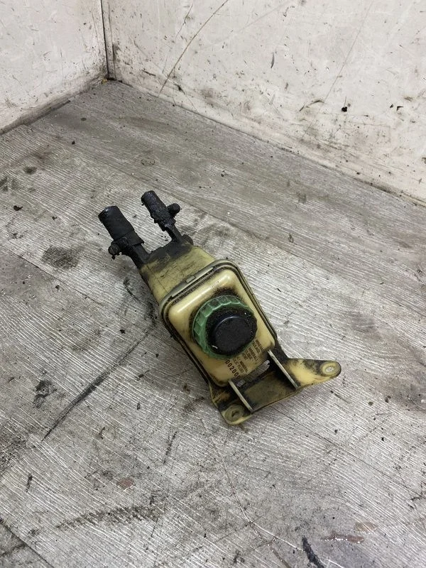 Бачок гидроусилителя Audi A6 C5 рестайлинг (2001—2004)