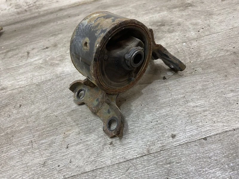 Опора КПП Mitsubishi Lancer X (2007—2010)