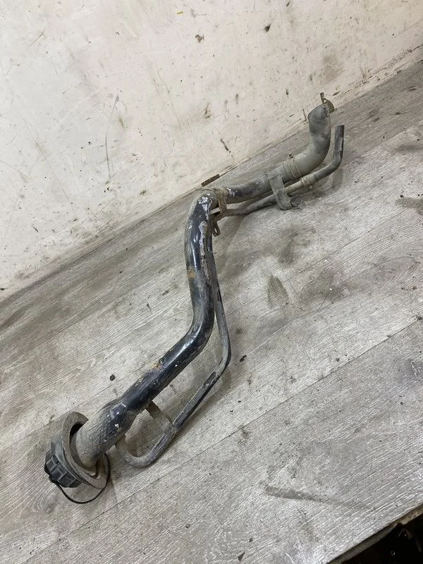 Горловина топливного бака Mitsubishi Lancer X (2007—2010)