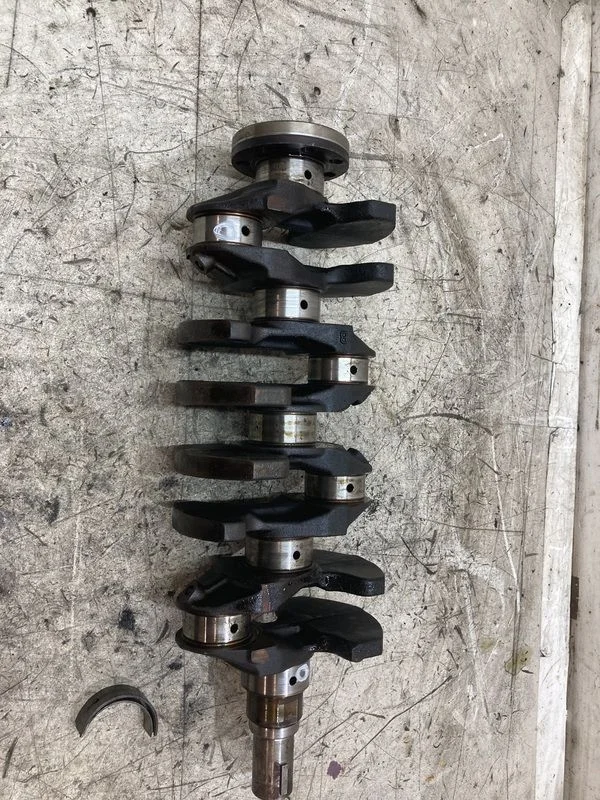 Коленвал Mitsubishi Galant VIII рестайлинг (1998—2006)