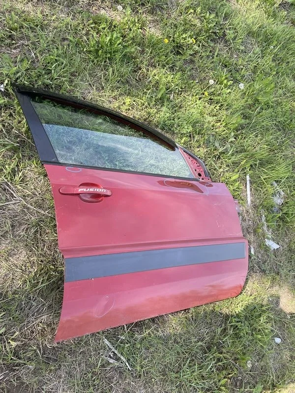 Дверь передняя правая Ford Fusion I рестайлинг (2005—2012)