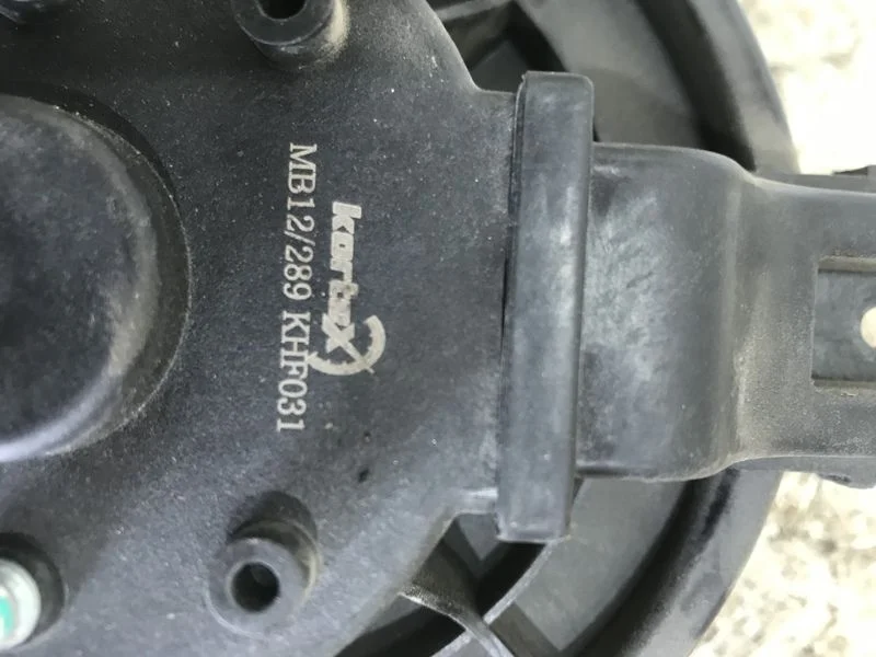 Моторчик отопителя Hyundai Solaris I (2010—2014)