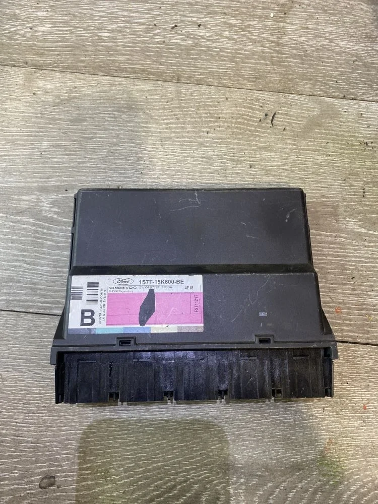 Блок комфорта Ford Focus I (1998—2004)