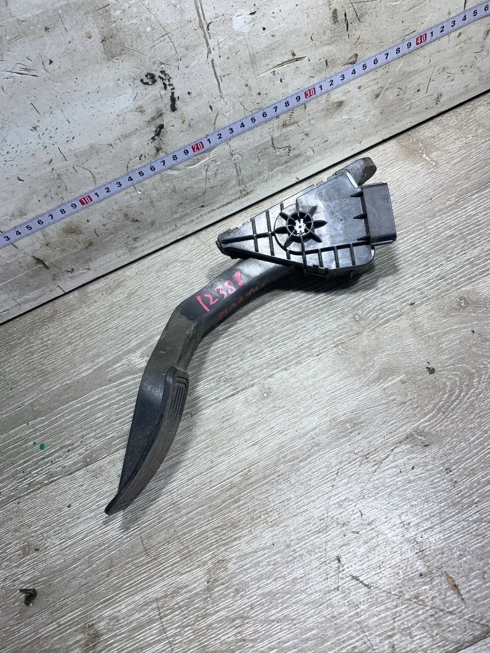 Педаль газа Mazda 6 GG (2002—2005)