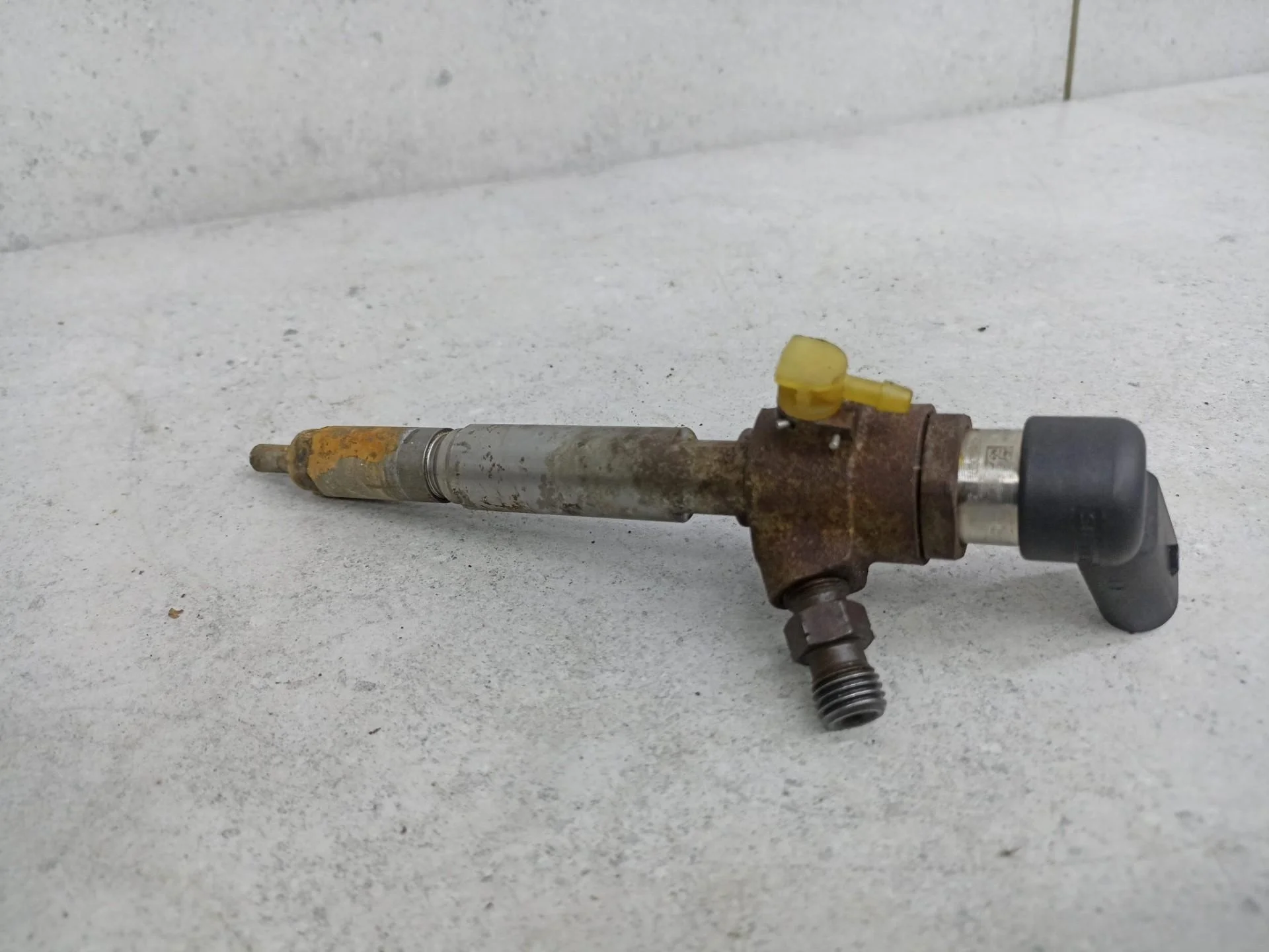 Форсунка топливная Renault Scenic 2 рест. 2007