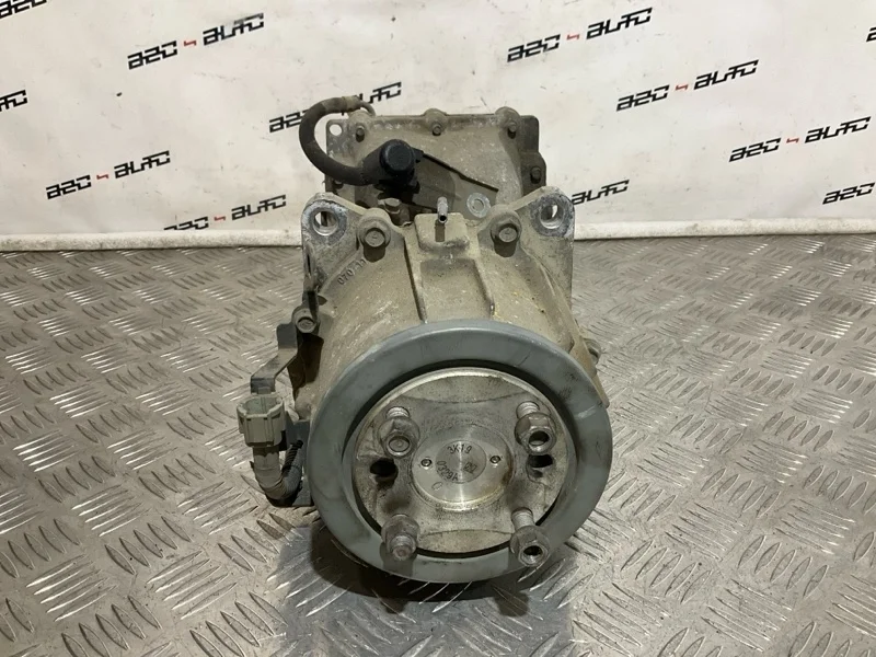 Редуктор Nissan X-Trail 2016 383004BF0A T32 MR20DD, задний