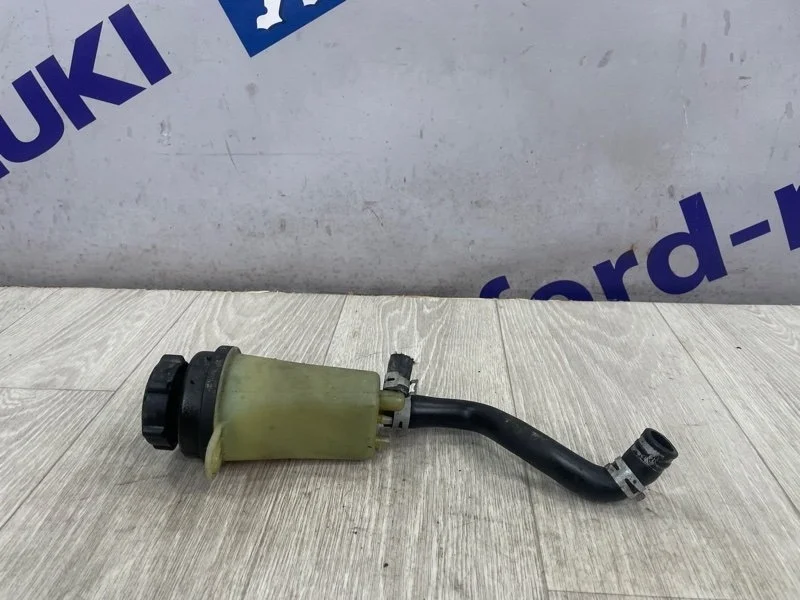 Бачок гидроусилителя FORD FOCUS 2 2006