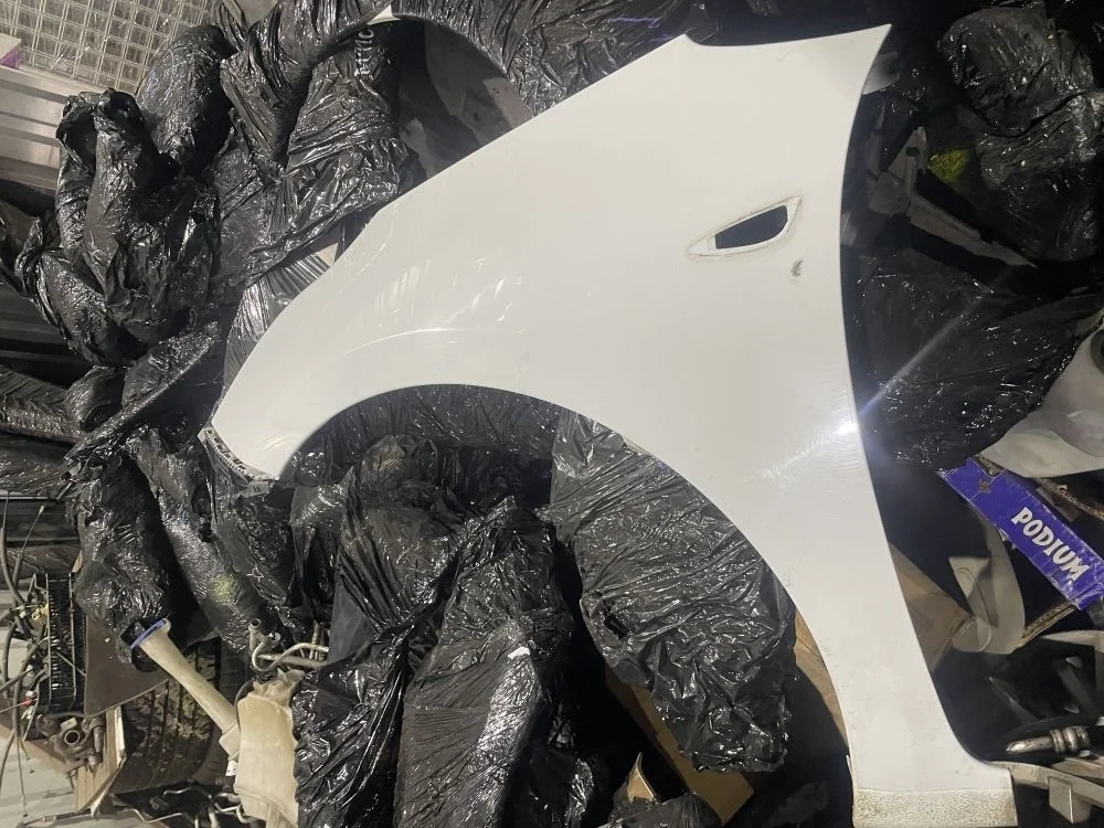 крыло переднее левое kia ceed 2 JD белое